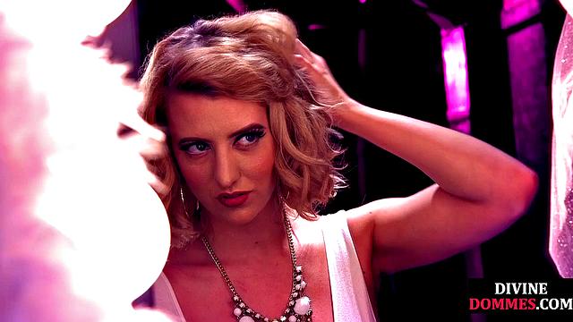 Three dominas strapon loser in 4some