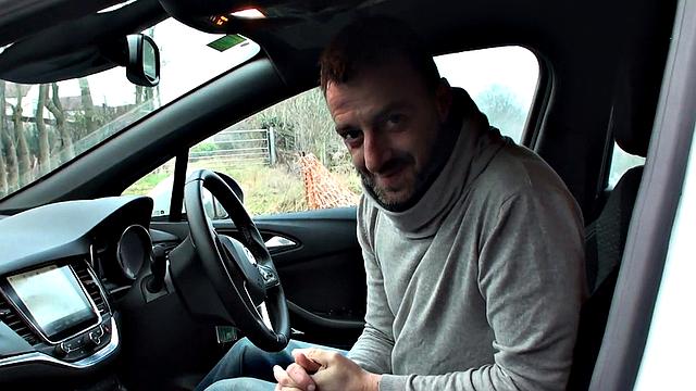 SubSlut Summer Ray: Buzzing to cum