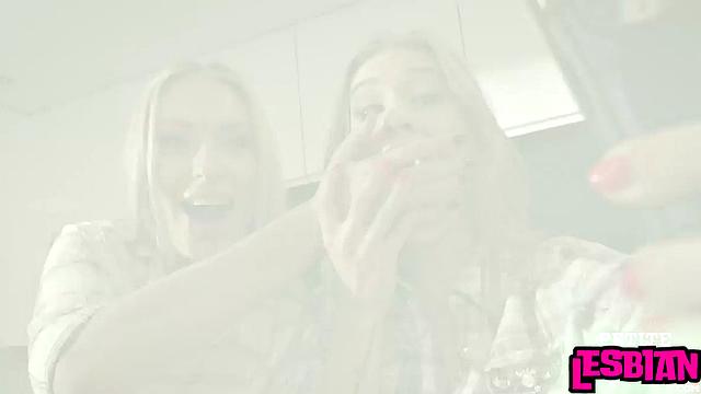 Cute Lesbos fingering each other