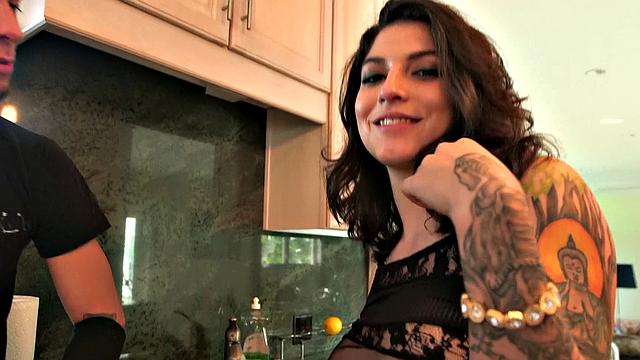 Watch this hot chick get a facial from a pierced side chick after a wild night out