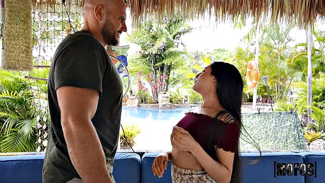 Sexy Selena Gets Banged Until She Squirts