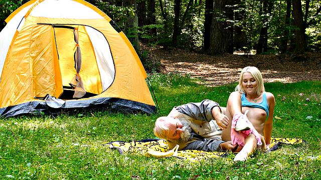 Mushroom hunter picks up blonde
