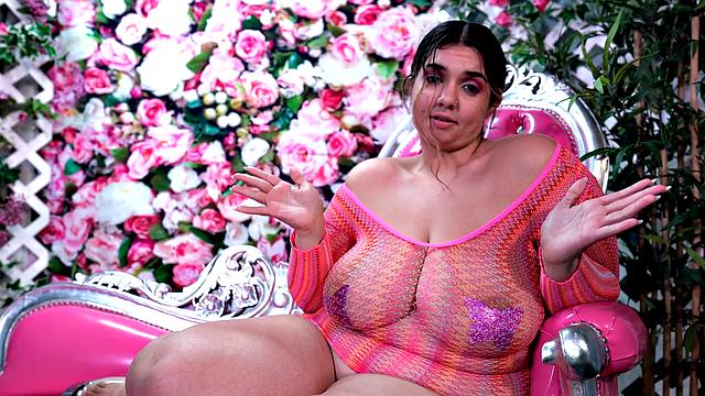 Thick Latina Rose D Kush POV Experience