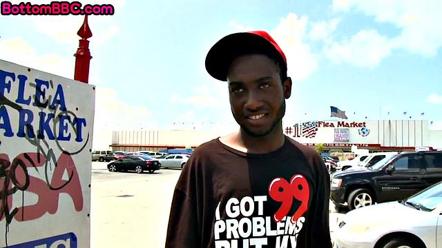 Pulled black dude cockriding