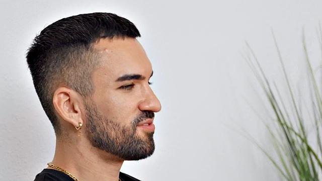 Handsome solo jock jerks till cum after casting