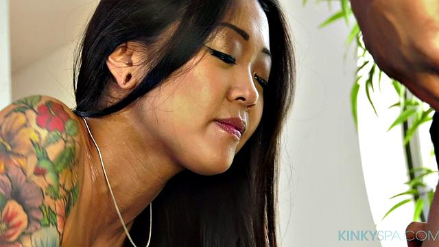 Gorgeous Asian Saya Song gets extra full service massage