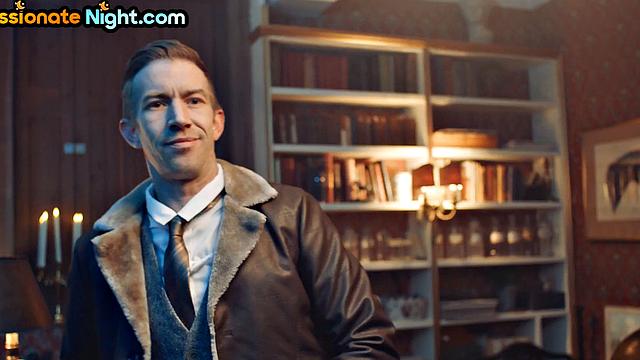 рыжая принцесса в тройничке - сперму глотает без остатка