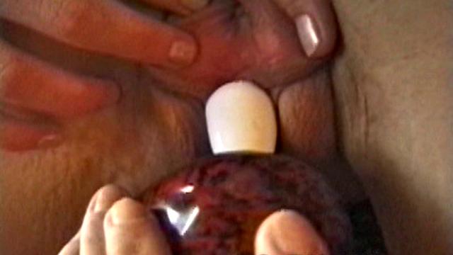 Retro lesbian spreading action