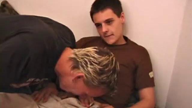 Roar had so much fun playing with Gunner last time, he had to come back for more