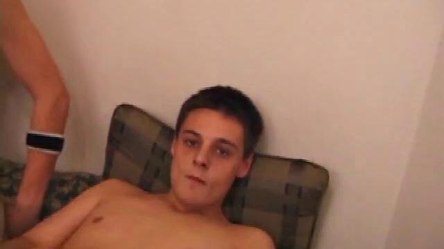 Roar had so much fun playing with Gunner last time, he had to come back for more