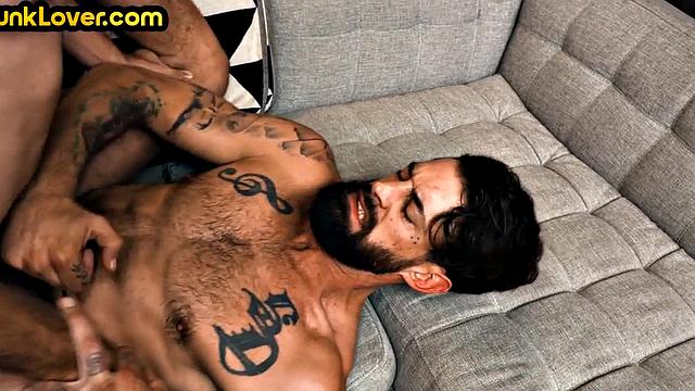 Hairy hunk deepthroated by a jock