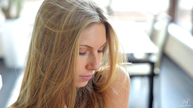 Tempted To Touch - S9:E4