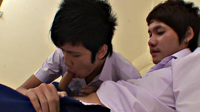 College uniform Asian twink gets anal sex at home