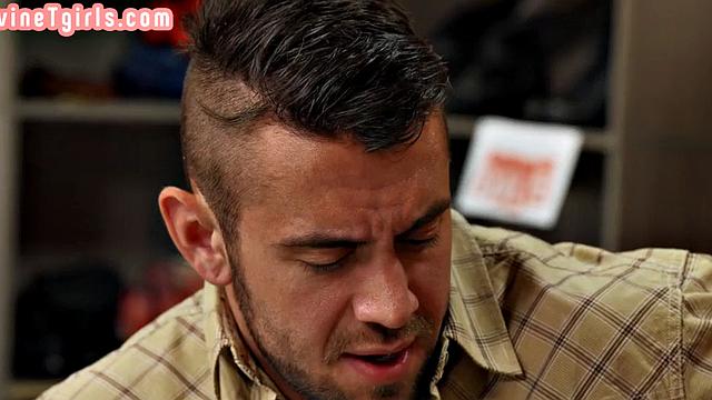 TS cowgirl barebacked by her lover