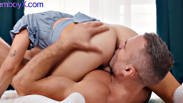 Amateur trap rimmed by DILF