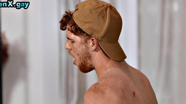 Gaming twinks bareback each other after footjob