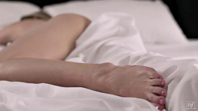 Sweet Indulgence - S42:E9