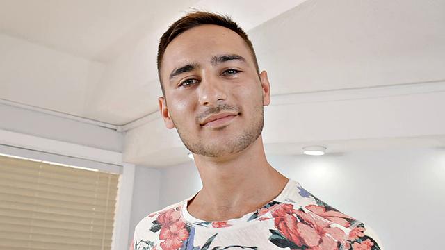 See Milan Solo in 4K