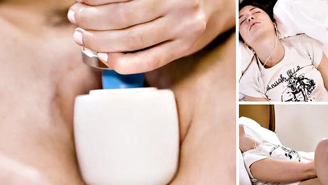 Cute 21yo babe solo toying her pussy before shaking orgasm