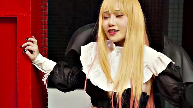 Xiao Ye Ye loves anime and gets to play in her costumes