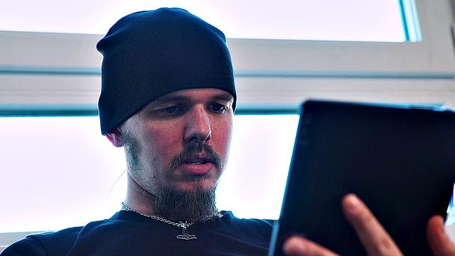 Hot Online Date In Car