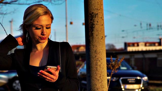Hot Online Date In Car