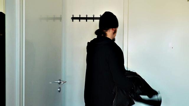 Hot Online Date In Car