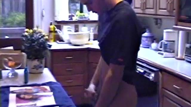 Amateur Ric Beating Meat