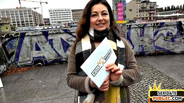 Public mature lady fucked by date in hotel room