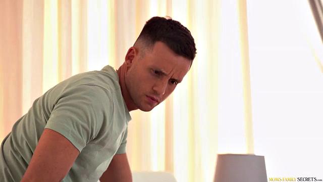 Stepmom Caught Red-Handed - S4:E1
