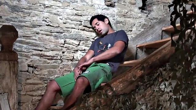 Real stud acts like bottom to get fucked in ass