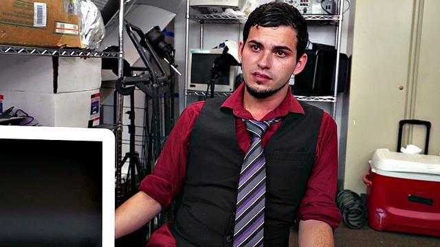 IR hairy amateur stud banged by Black office jock