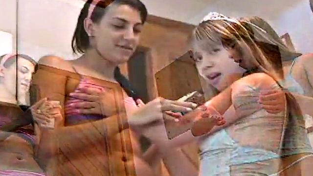 Little Bree goes with her cute bff