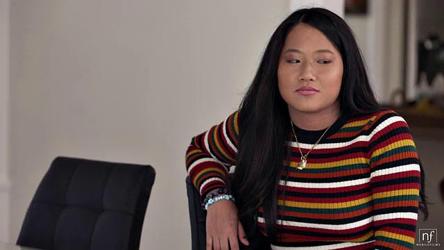 Джесси Сэйнт соблазняет парня соседки в нижнем белье