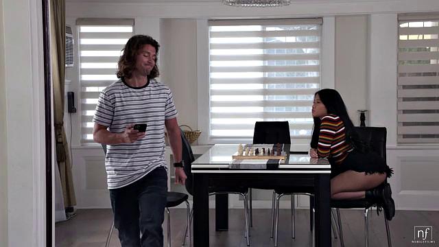 Girlfriends Roommate Is Sus - S40:E27