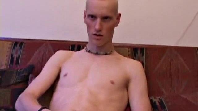 Skater Jacking Off