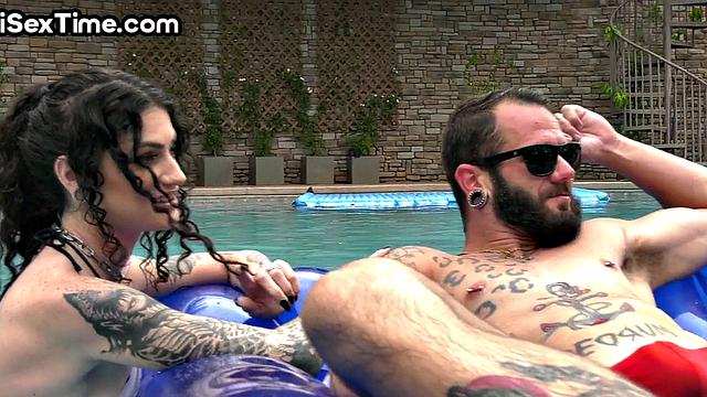 Bisexual tattooed babe in threesome fucked outdoor in IR sex