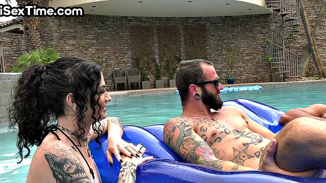 Bisexual tattooed babe in threesome fucked outdoor in IR sex