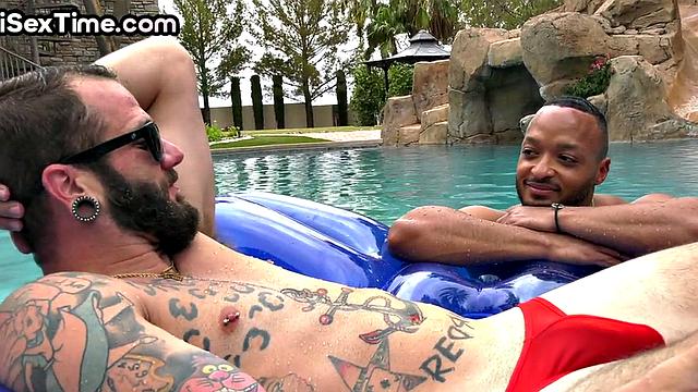 Bisexual tattooed babe in threesome fucked outdoor in IR sex