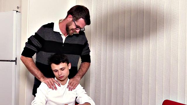 Twink stepbrother barebacked in kitchen by stepbro