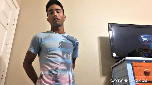 Latin Twink Lucas Stroking Meat