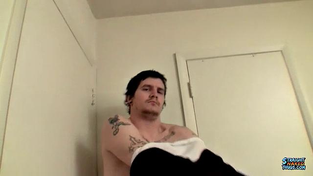 Гопник Лекс Лейн кончает на лицо