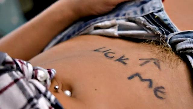 Petite dyke toyed anally in threesome