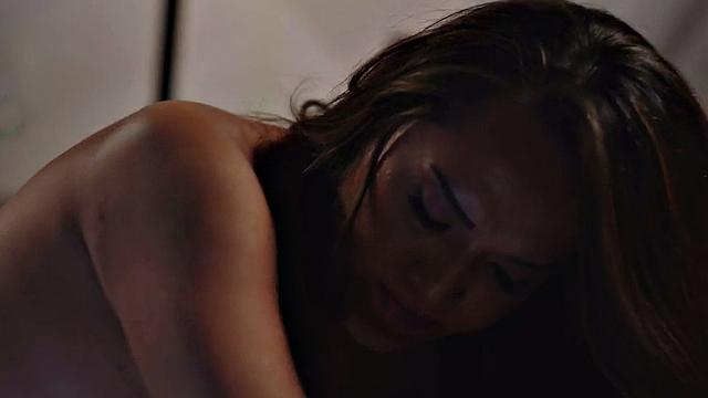 Transgender lady fucks female in wet pussy hole