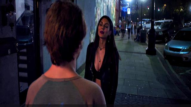 Victoria Justice scenes