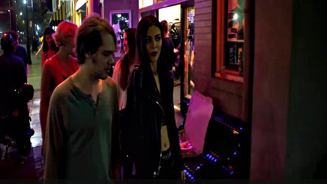 Victoria Justice scenes