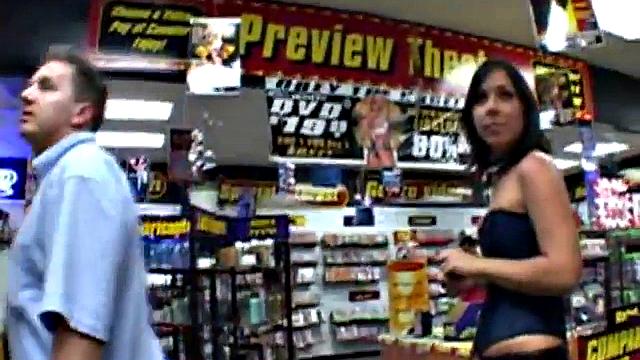 Stockinged babe sucks big cock