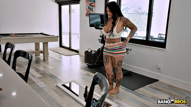 Connie Wants a Big One!