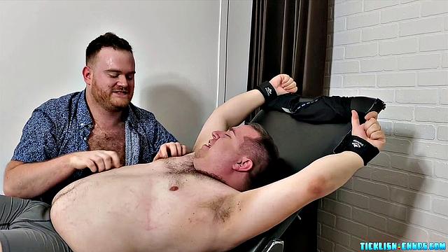 Ryan Goes Wild With Matt! - Ryan &amp;amp; Matt