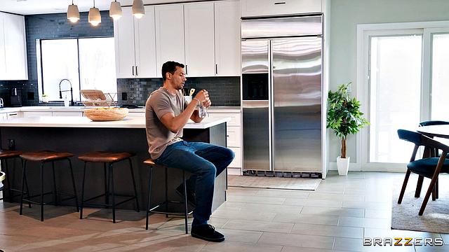 She's Mean & They Like